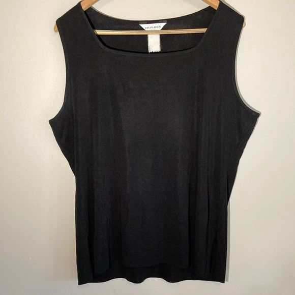 MISOOK EXCLUSIVELY knit scoop neck layering career tank size 1X